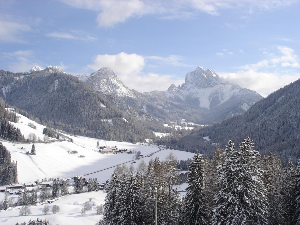 Residence Bergheim Braies  Buitenkant foto