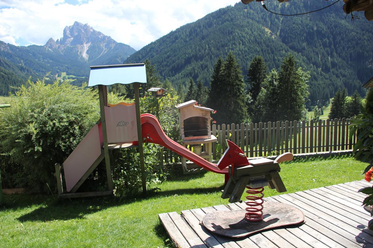 Residence Bergheim Braies  Buitenkant foto